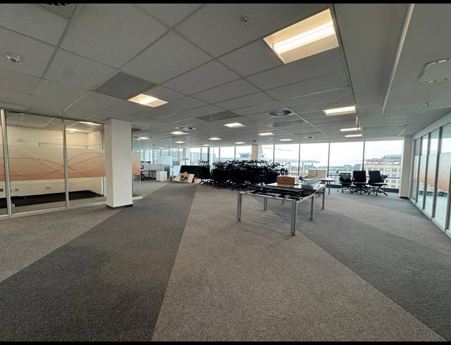 717M² OFFICE TO LET IN ROSEBANK